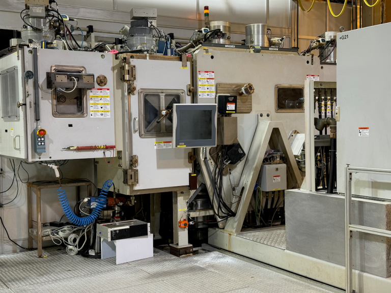 image of machinery used in a science lab that was bought from e dispositions at auction